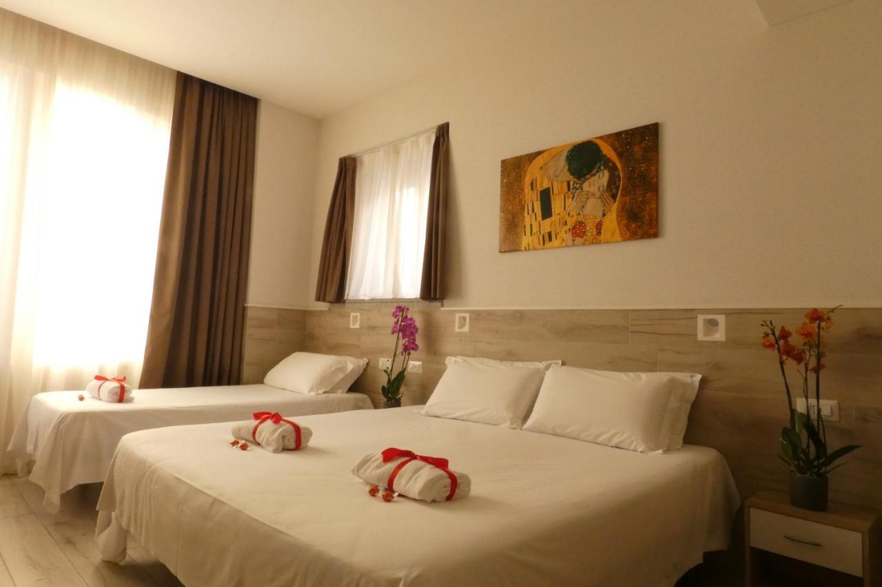 Eurohotel Milano Esterno foto