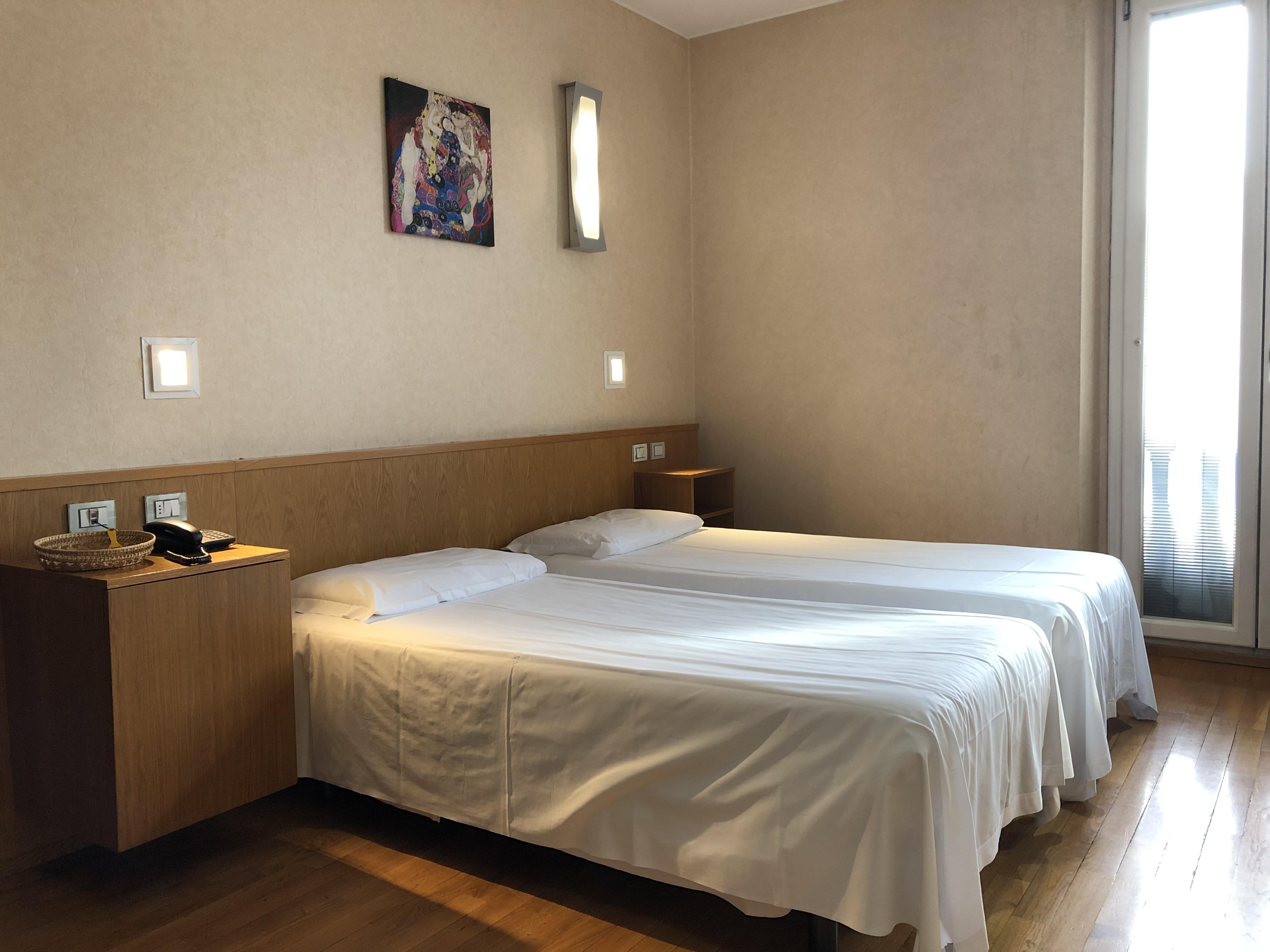 Eurohotel Milano Esterno foto
