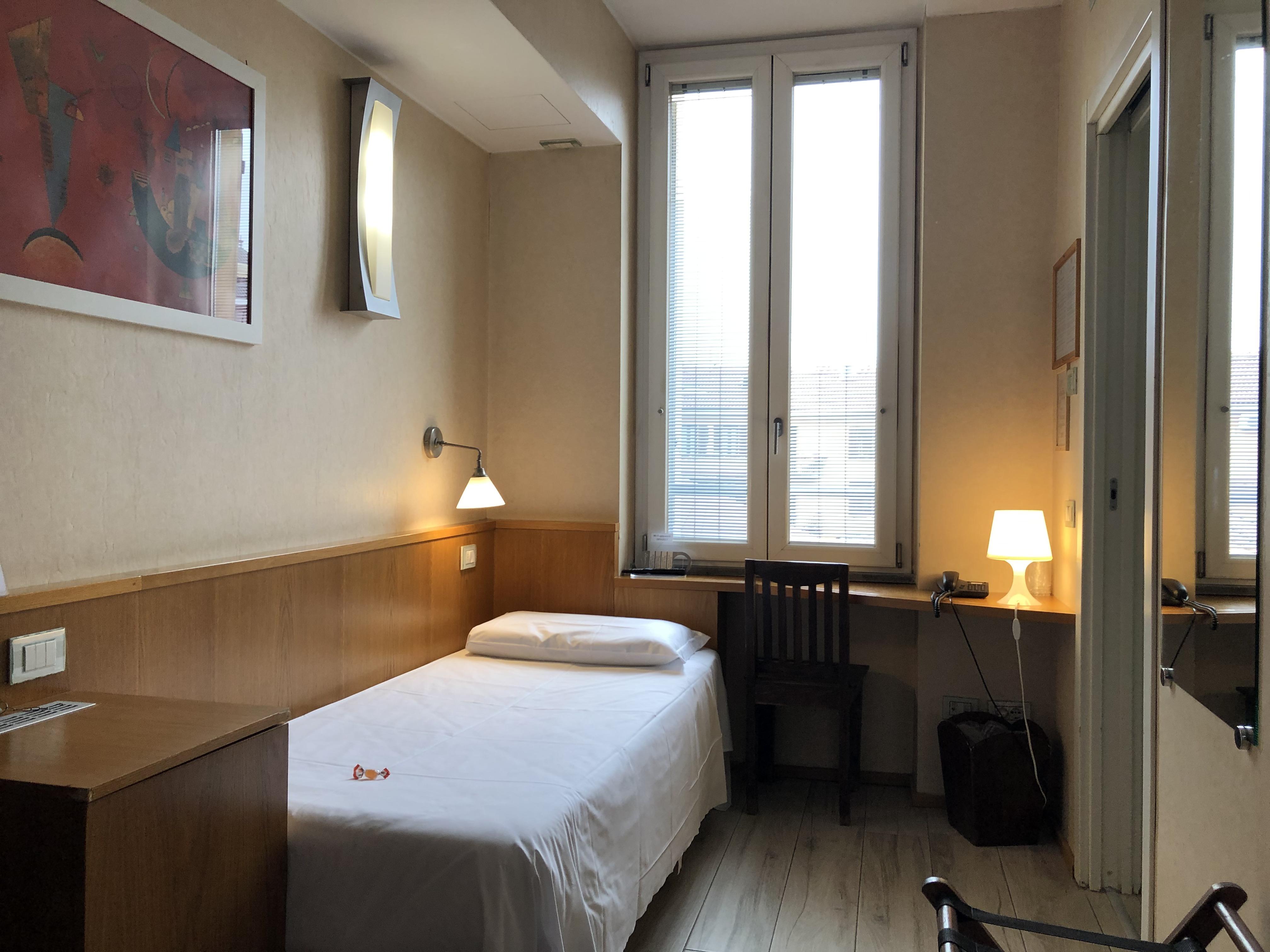 Eurohotel Milano Esterno foto