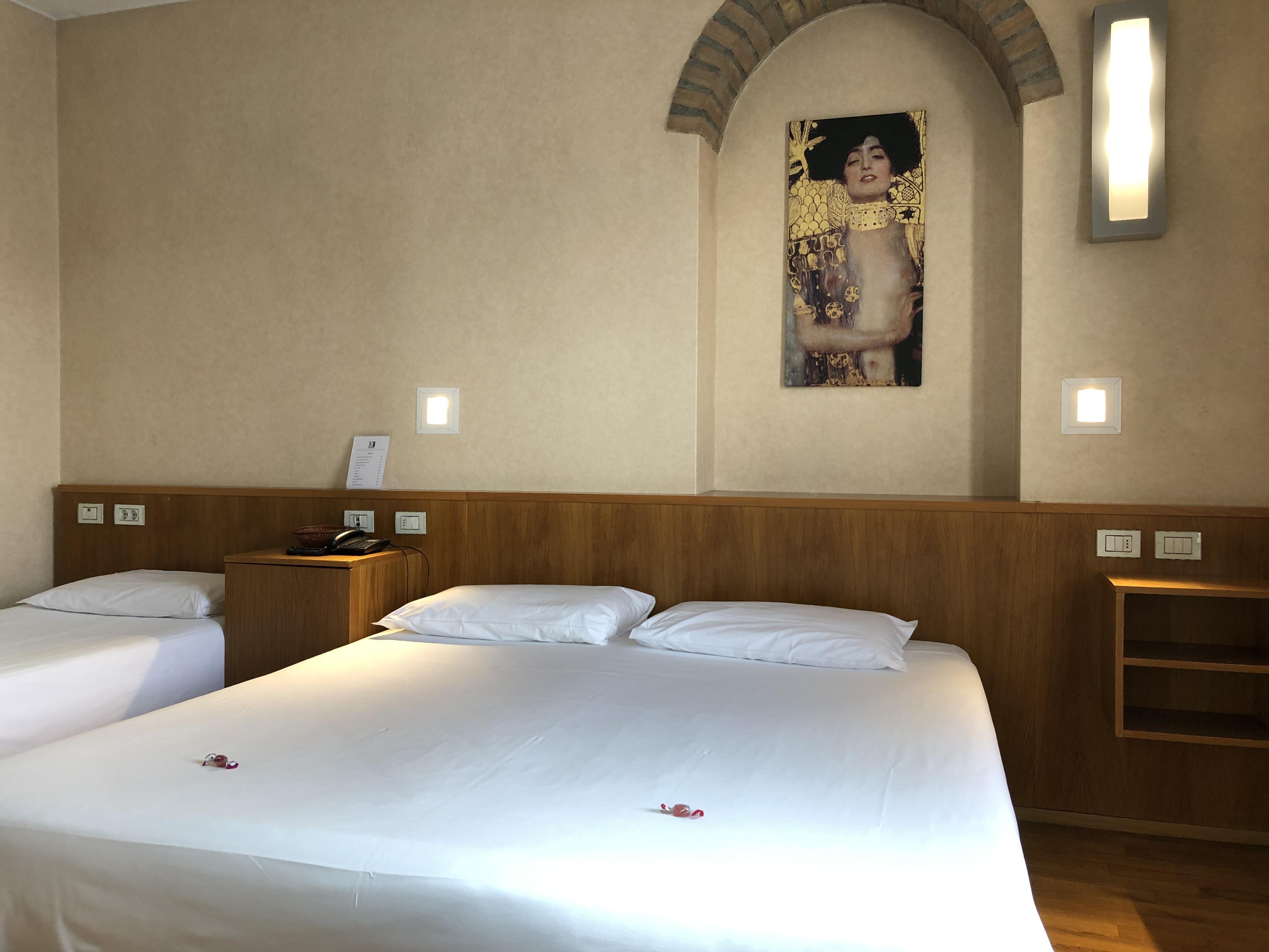 Eurohotel Milano Esterno foto